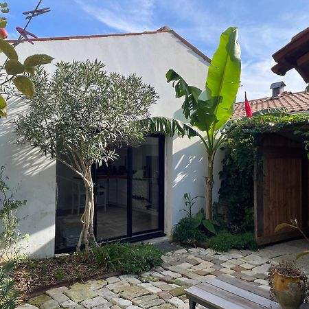 Maison Independante Avec Jardin, Tres Calme, Centre Ville La Rochelle Ла-Рошель Экстерьер фото